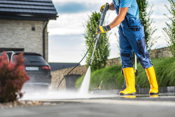 Best Post-Construction Pressure Washing  in Friendswood, TX